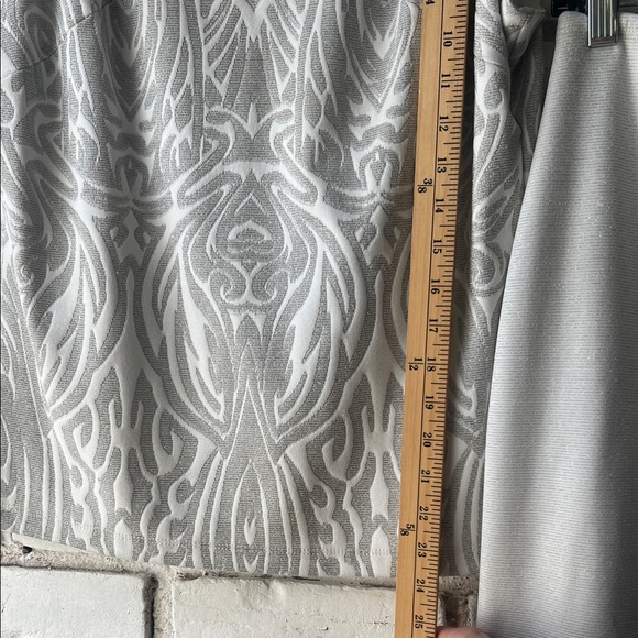 frank Lyman Silver Skirt Set two piece silver metallic - Picture 7 of 10